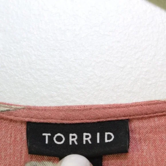 Torrid Dusty Coral Floral Crinkle Gauze Crochet Babydoll Top Size 3 3X H13239 - Picture 6 of 12